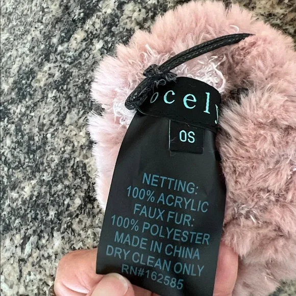 Jocelyn Faux Fur Fingerless Gloves LoveShackFancy - Picture 4 of 6